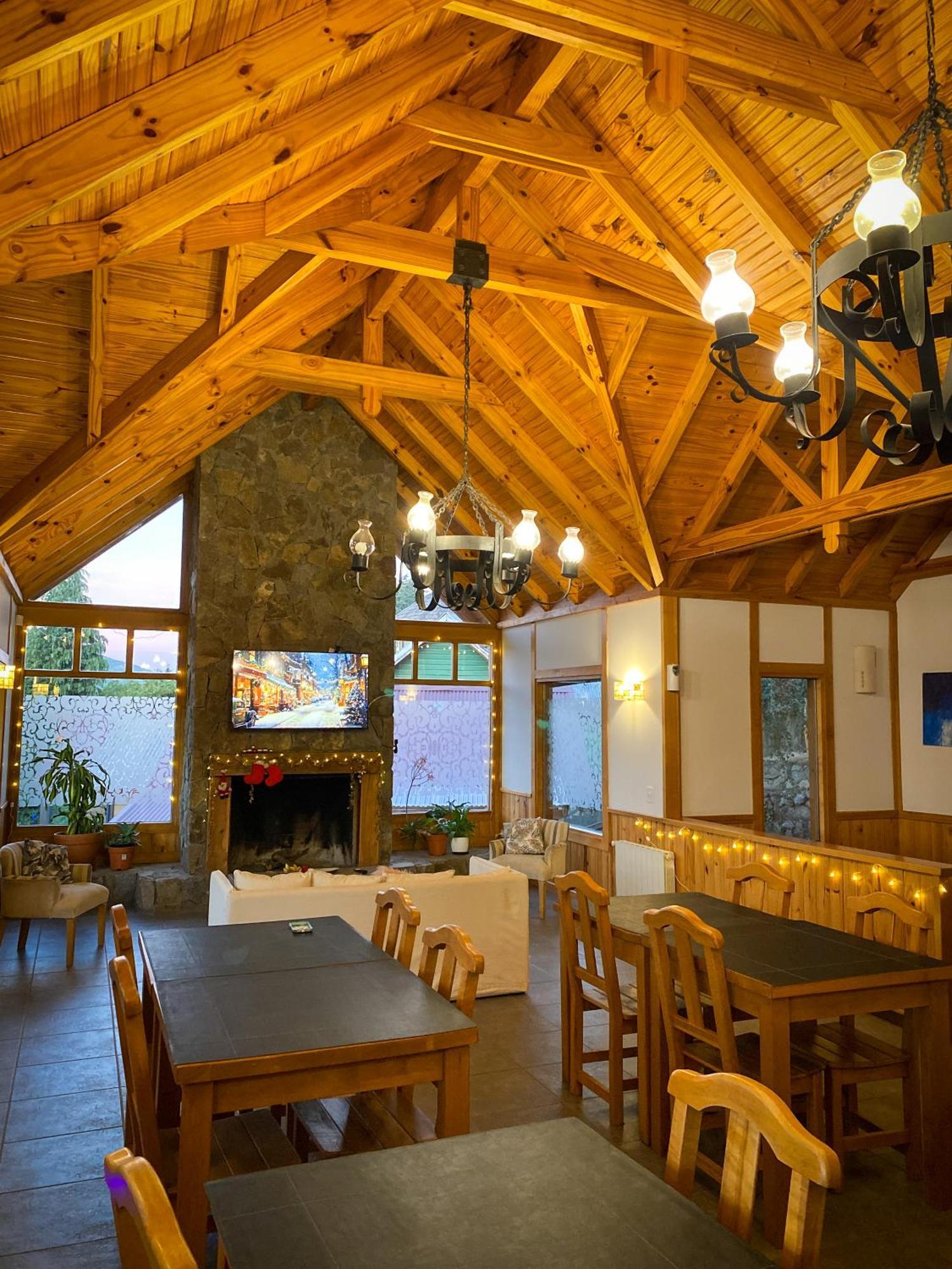 Hosteria Baerenhaus San Martin de los Andes Exterior photo